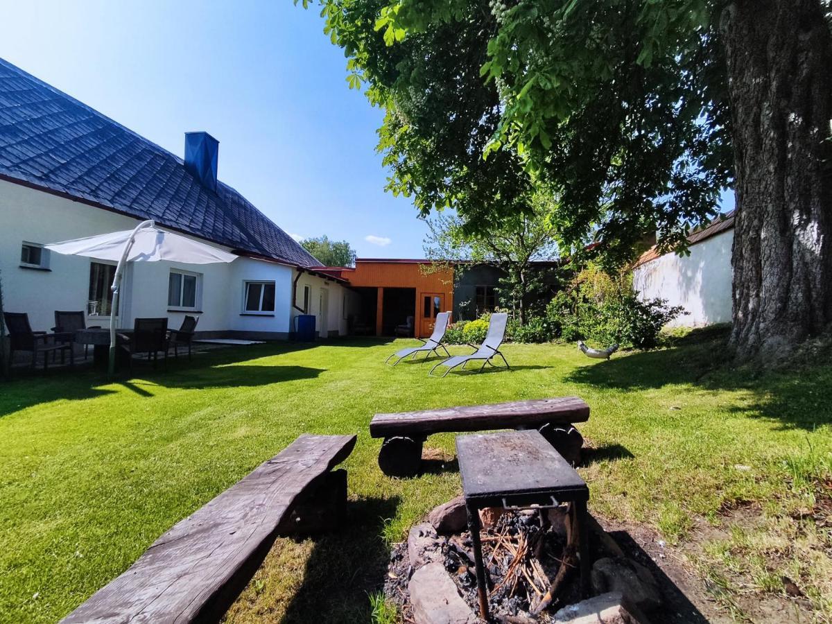 Apartman Utvina Exterior foto