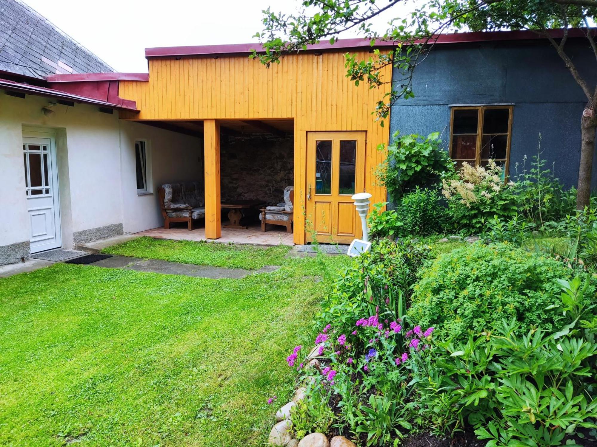 Apartman Utvina Exterior foto